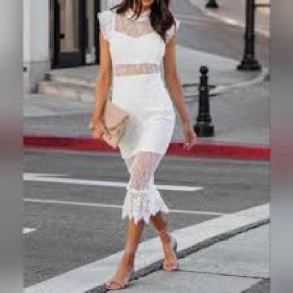 NWT Elegant White Lace Dress - Picture 1 of 8